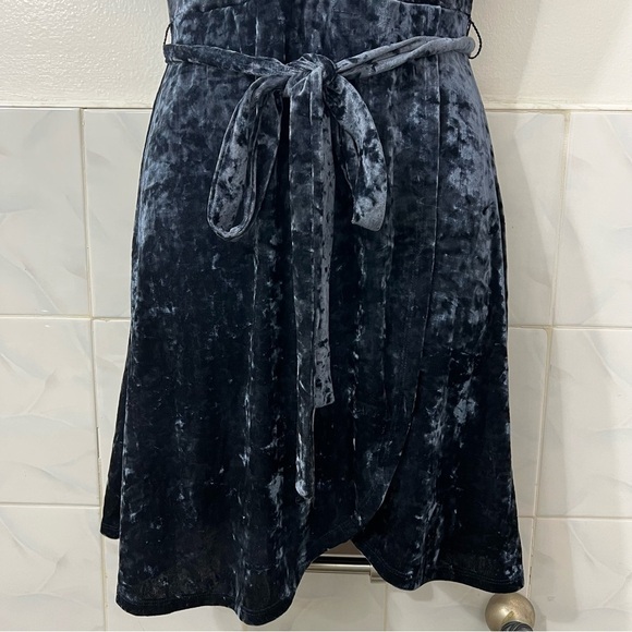 American Eagle Faux Wrap Mini Dress XS Blue Velvet Whimsigoth Witchy Grunge Vamp - Picture 3 of 9